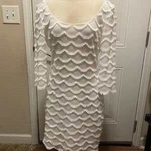 Guess White Scalloped Fringe 3/4 Sleeve Dress 8